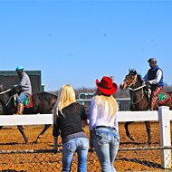 Britney & Brandi | Horse Race Handicappers's Horse Gambling Experts